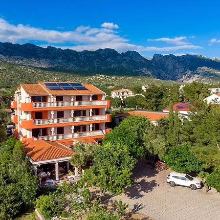 Pansion Kiko Starigrad Paklenica