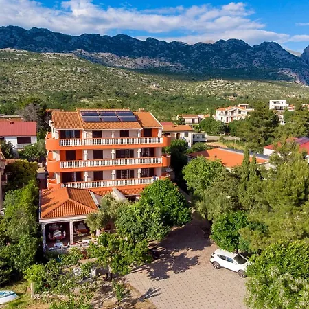 Pansion Kiko Starigrad Paklenica