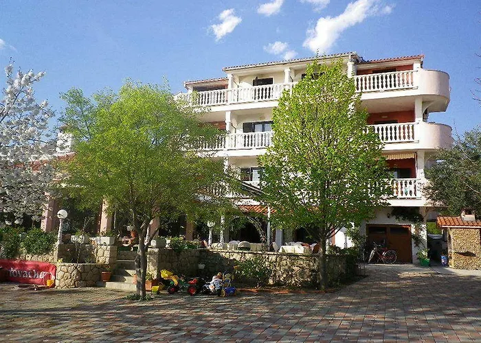 Pansion Kiko Селине