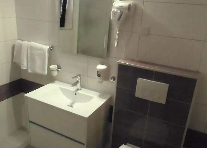 Pansion Kiko Vendégház 3*