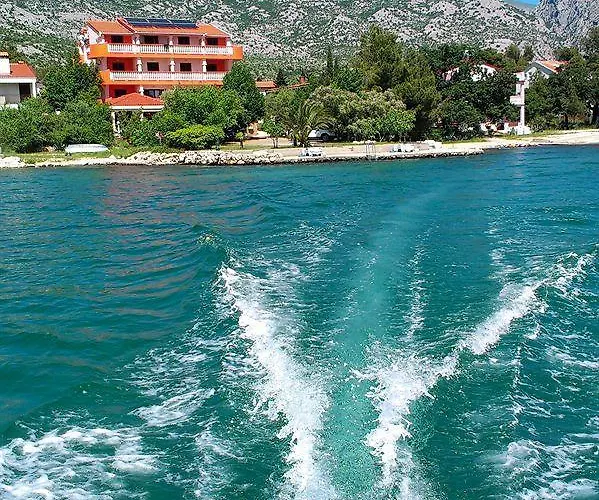 Vendégház Pansion Kiko 3*